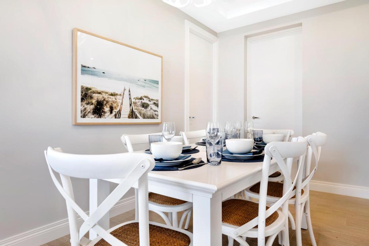 The Hamptons Apartments - St Kilda Мелбърн Екстериор снимка