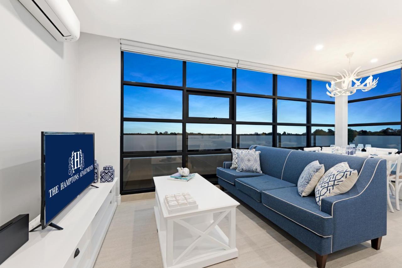 The Hamptons Apartments - St Kilda Мелбърн Екстериор снимка